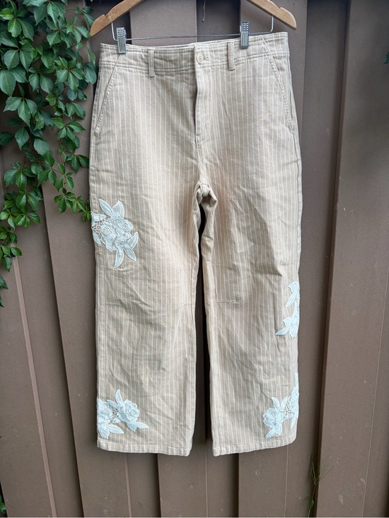 Anthropologie Pants - Anthropologie Embroidered Floral Crop Pants